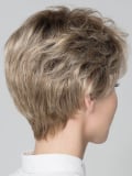 Perruque Alba Comfort courte dégradée avec effet rooted (racines foncées), look moderne et naturel, idéale au quotidien.