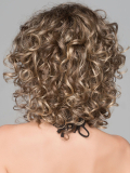 Perruque Jamila Plus Ellen Wille : mi-longue bouclée, volume naturel, effet rooted (racines foncées) ou mix (balayage)