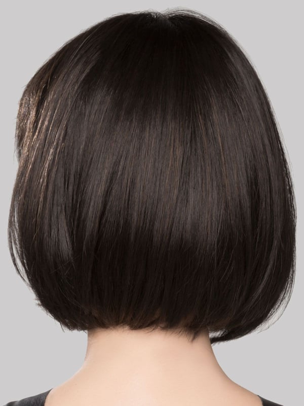 Perruque Sue Mono : carré classique avec frange, effet racines foncées (rooted) et balayage (mix), fibre synthétique légère au r
