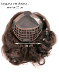 Volumateur Nancy 16x16 cm en cheveux naturels Remy Hair : ondulation légère, monofilament, PU antidérapant et pinces pour un vol