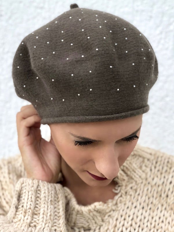 Béret Pierre, strass — style élégant et douillet