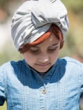 Frange lisse Les Franjynettes pour enfant, fibre synthétique douce, maintien breveté Les Franjynes, idéale sous turban ou bonnet