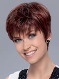 Perruque Pixie Ellen Wille : coupe courte dégradée avec frange, effet rooted, volume naturel et look sportif chic