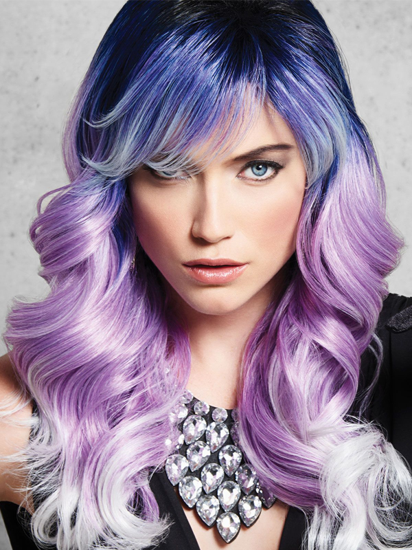 Perruque Artic Metall longue ondulée, reflets métalliques bleu, violet et gris — Gisela Mayer