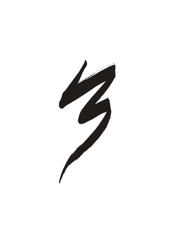 Eyeliner feutre Eye Care Cosmetics : pointe précise, trait net, tenue longue durée, idéal yeux sensibles