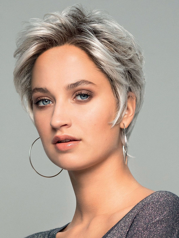 Perruque Ginger Comfort Lace Gisela Mayer : coupe courte chic, mouvement naturel, effet discret et confortable