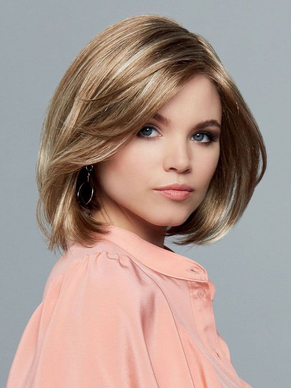 Hot Lace Part — Carré glamour en fibre synthétique, facile à coiffer