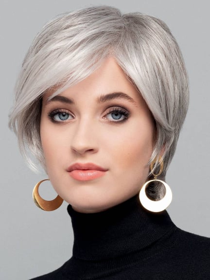 Hawaii Mono Lace Deluxe Large perruque carré plongeant légère et naturelle