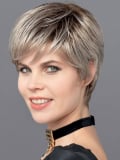 Adoptez Talent Mono Small perruque courte et élégante