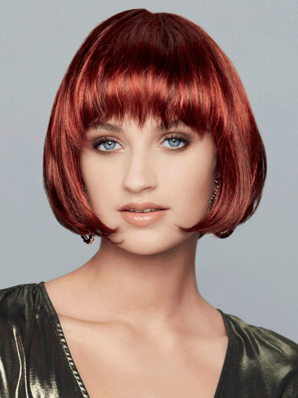 Page Extra — Carré plongeant mi‑long, frange droite. Affirmez votre style