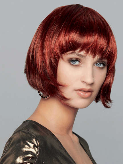 Page Extra — Carré plongeant mi‑long, frange droite. Affirmez votre style