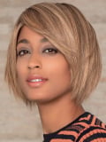 Perruque Cindy HH Lace Gisela Mayer en cheveux naturels 100% Remy Hair, carré mi-long plongeant avec lace front invisible