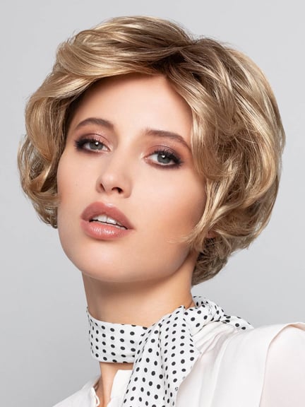 Sun Lady perruque, carré court légèrement ondulé, style sophistiqué