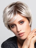 Perruque Sun Vega Gisela Mayer courte : coupe sportive, style jeune et naturel, coiffage modulable pour un look dynamique.