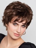 Visconti Extra Cut — perruque courte et volumineuse avec frange, collection Andrea Visconti