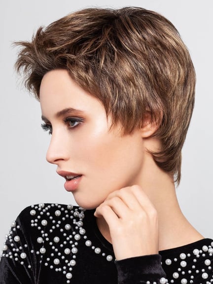 Lisbon Mono Lace — coiffure courte et élégante Gisela Mayer