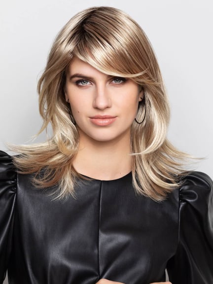 Perruque Attention Lace — longue dégradée, finition lisse par Gisela Mayer