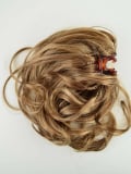 Extension Light Tonic Gisela Mayer Hair to Go : rajout ondulé en fibre synthétique pour plus de volume, rendu naturel