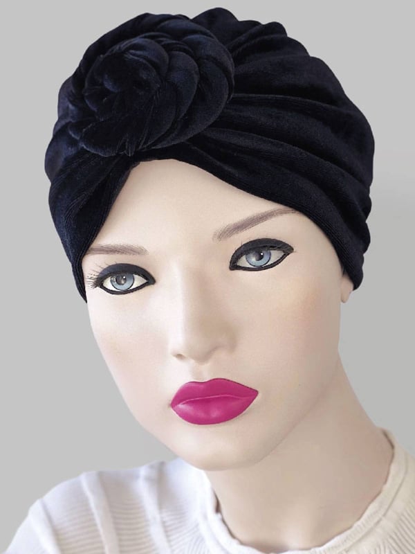 Bonnet turban Sandra en velours MM Paris, élégant, doux et facile à enfiler, idéal alopécie et soins chimio/radiothérapie
