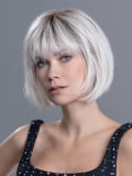 Perruque Sing Mono Part — carré court lisse, frange droite, couleur sandmulti rooted