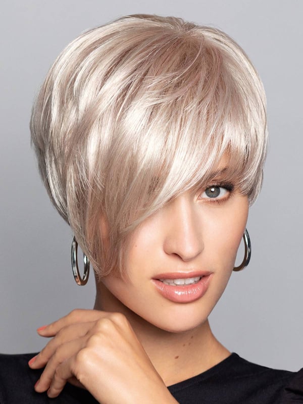 Perruque Clic: coupe courte asymétrique avec mèche longue et bordure frontale - rendu naturel
