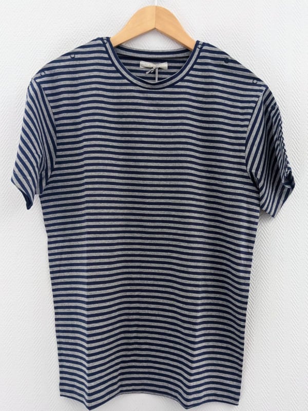 Tee-shirt chimio homme Calineo manches courtes, coton OEKO-TEX®, ouvertures à boutons-pression pour accès port-a-cath®