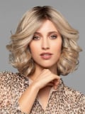 Perruque Duo Isabella Gisela Mayer : boucles larges, 30% Remy Hair et fibre synthétique thermorésistante, look féminin et nature