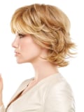Perruque Naomi Jon Renau mi-longue en fibre HD chauffable : volume naturel, tombé élégant, idéale pour alopécie et perte de dens