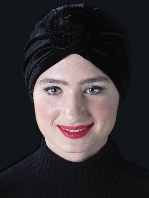 Bonnet turban Sandra en velours MM Paris, élégant, doux et facile à enfiler, idéal alopécie et soins chimio/radiothérapie