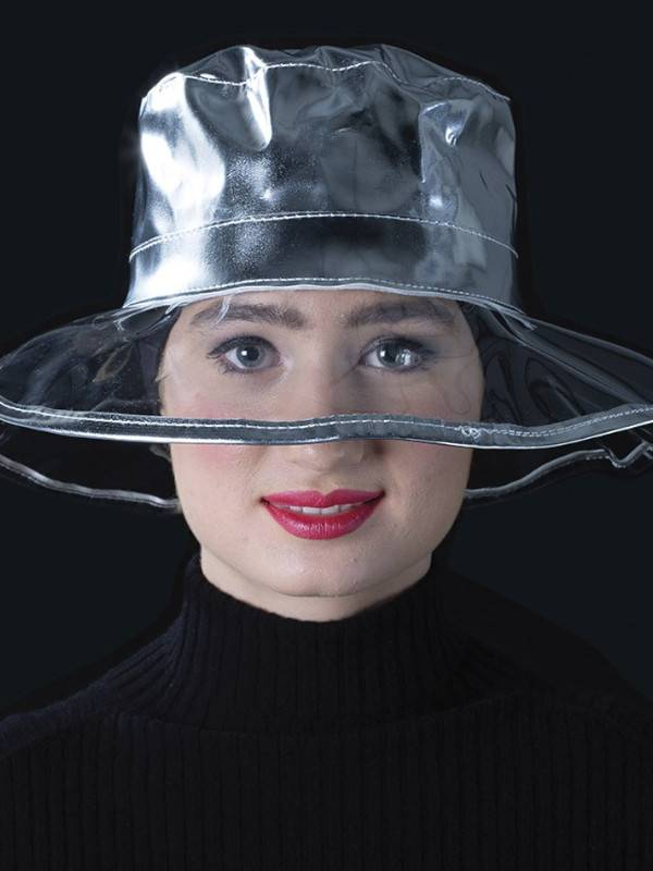 Chapeau de pluie Tiana MM Paris en PVC brillant, 100% imperméable, coloris ultra stylés pour sorties sous la pluie
