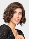 Perruque Marcello Lace Part Gisela Mayer : mi-longue, boucles larges, rendu naturel et discret