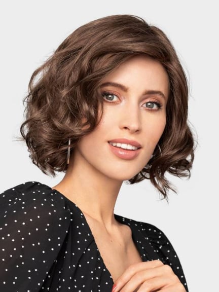 Marcello Lace Part — perruque mi‑longue bouclée Gisela Mayer, fibre synthétique à rendu naturel