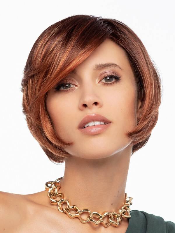 Perruque Kate Soft Gisela Mayer : coupe mi-longue sous les maxillaires, frange et volume naturel en fibre synthétique haute qual