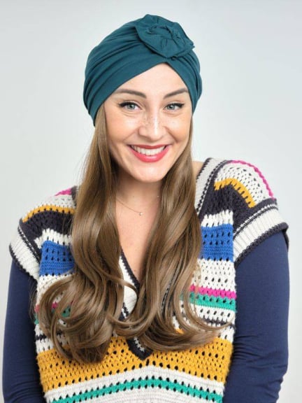 Frange Reverse Longue Wavy — fibre synthétique premium, portée sous turban ou bonnet