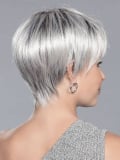 Perruque femme Ellen Wille Seven Mono Part : coupe courte élégante en fibres synthétiques premium, rendu naturel et port confort