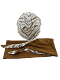 Set Anea Gisela Mayer : bonnet + bandeau à pressions, motifs élégants, viscose douce pour un rendu naturel et confortable.