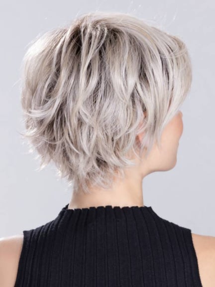 Perruque Relax Ellen Wille — coiffure effilée, bordure invisible et rendu naturel