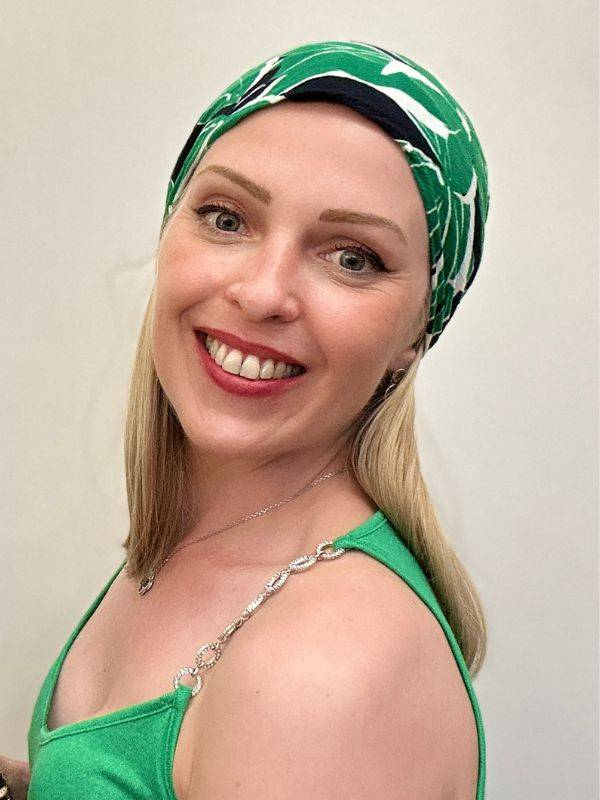Couronne de cheveux Krownie Bikiwig en fibre synthétique thermo 180°C, effet carré naturel, idéale sous turban, bonnet ou chapea