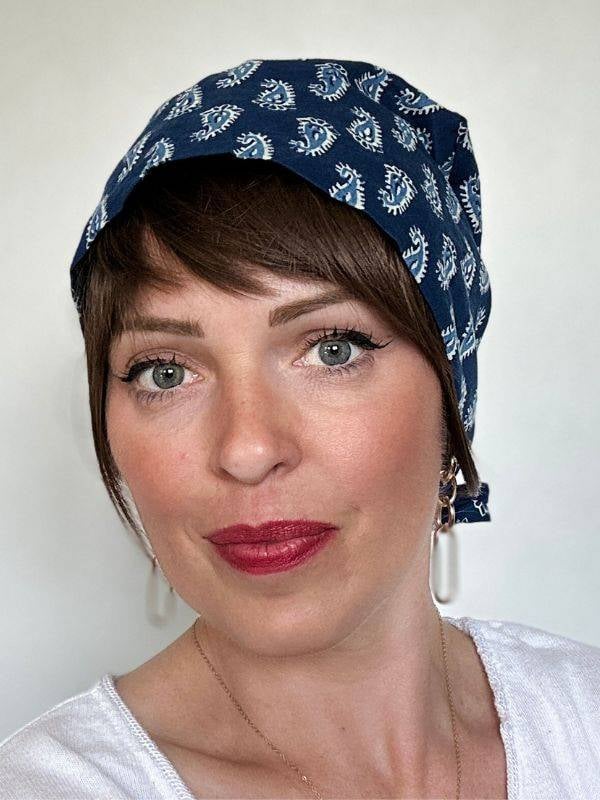 Frange Bangie Bikiwig en fibre synthétique : effet cheveux naturel, bandeau réglable anti-glisse, résistante à la chaleur 150-18