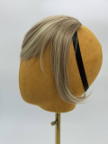 Frange Bangie Bikiwig en fibre synthétique : effet cheveux naturel, bandeau réglable anti-glisse, résistante à la chaleur 150-18