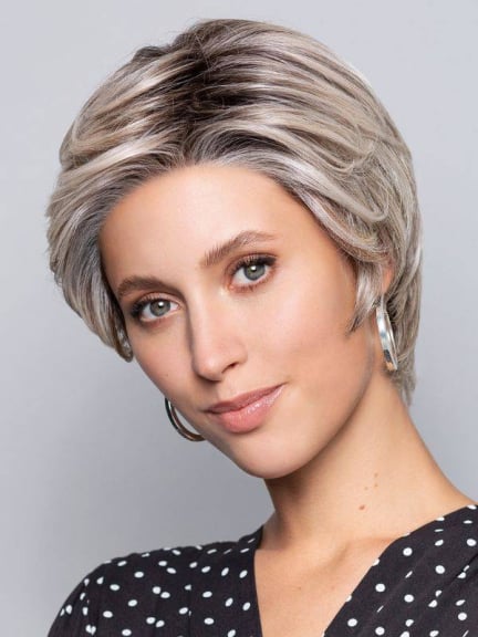 Perruque Nature Flirt Mono Lace — coupe courte effilée, bordure frontale invisible