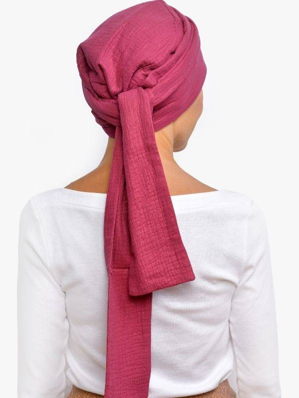 Turban chimio Hannah Rosette La Vedette en gaze de coton aérée, base préformée, confortable et facile à nouer