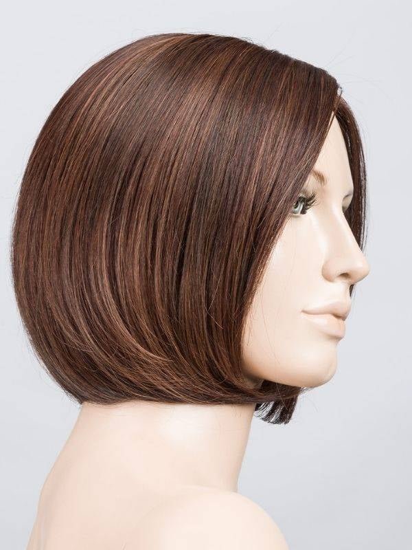 Perruque Ellen Wille Adore Mono Part : carré mi-long wavy Prime Hair, raie sur le côté, rendu naturel et confortable