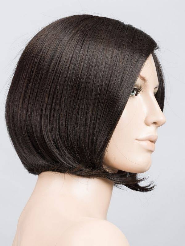 Perruque Ellen Wille Adore Mono Part : carré mi-long wavy Prime Hair, raie sur le côté, rendu naturel et confortable
