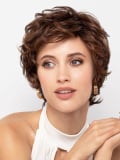 Perruque Sun Point Gisela Mayer : coupe courte dégradée, volume naturel et rendu discret