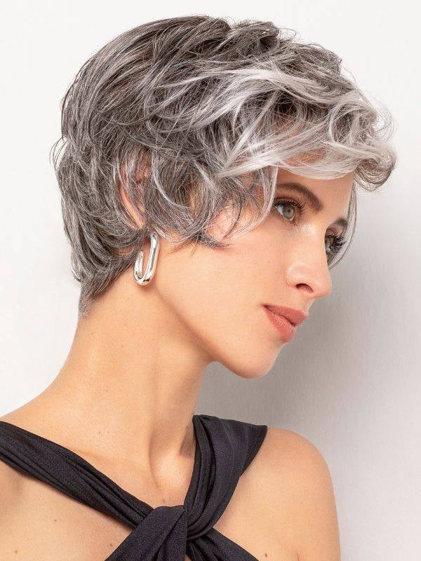 Perruque Sun Romy — coupe courte volumineuse en fibre synthétique