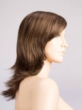 Perruque Ellen Wille Alive Mono Part mi-longue dégradée, effet naturel avec racines foncées (rooted) et balayage (mix).