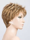 Perruque Bliss Ellen Wille : coupe courte boyish avec frange fine et tulle cinéma, bordure invisible extra longue pour un rendu 