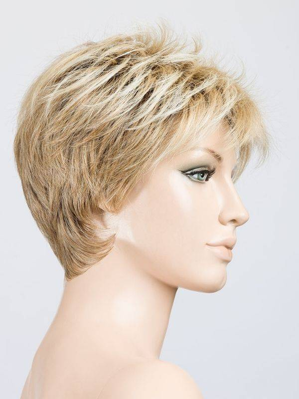 Perruque Bliss Ellen Wille : coupe courte boyish avec frange fine et tulle cinéma, bordure invisible extra longue pour un rendu 