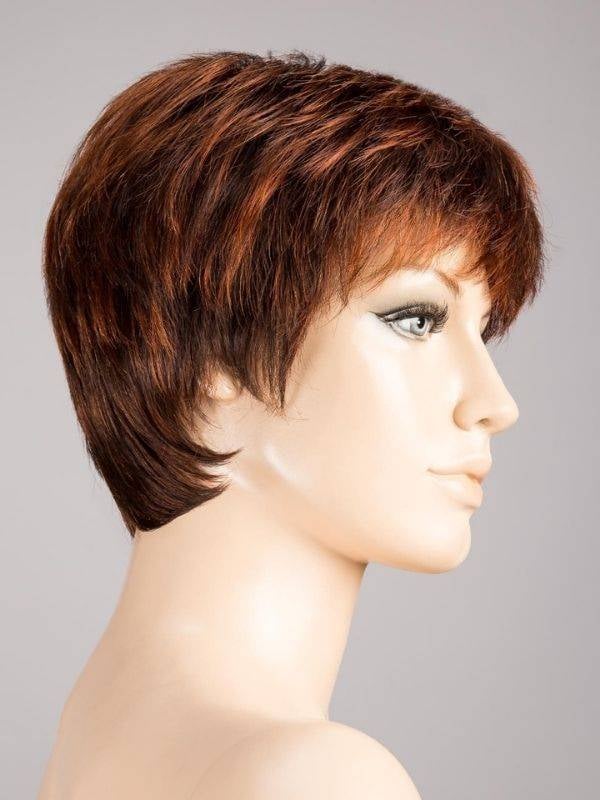 Perruque Cool coupe courte femme avec tulle cinéma invisible et bordure SENSITIVE pour un rendu naturel et confortable